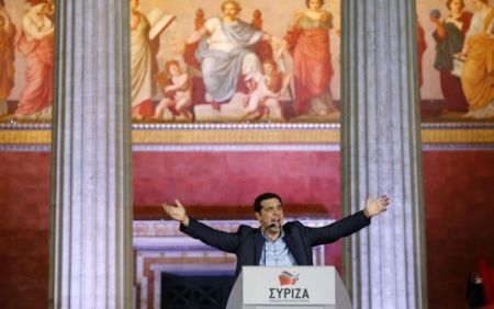 Πρώτη… φ(θ)ορά Αριστερά – Διεξόδους στο ασφαλιστικό αναζητά η κυβέρνηση