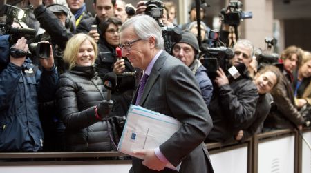 Σε ετοιμότητα Γιούνκερ-Μοσκοβισί για να συζητήσουν με Αλ.Τσίπρα