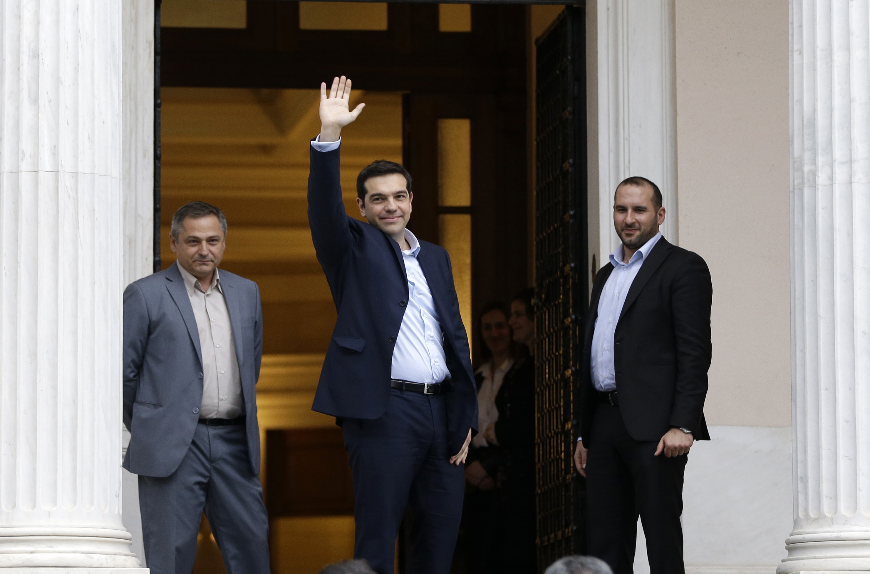Στο Μέγαρο Μαξίμου ο νέος πρωθυπουργός Αλέξης Τσίπρας