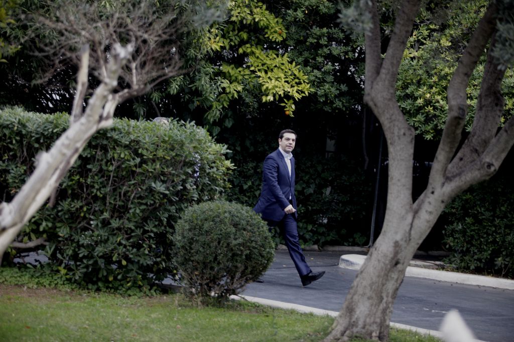 Τσίπρας: Τηλεφωνική επικοινωνία με τον κινέζο πρωθυπουργό