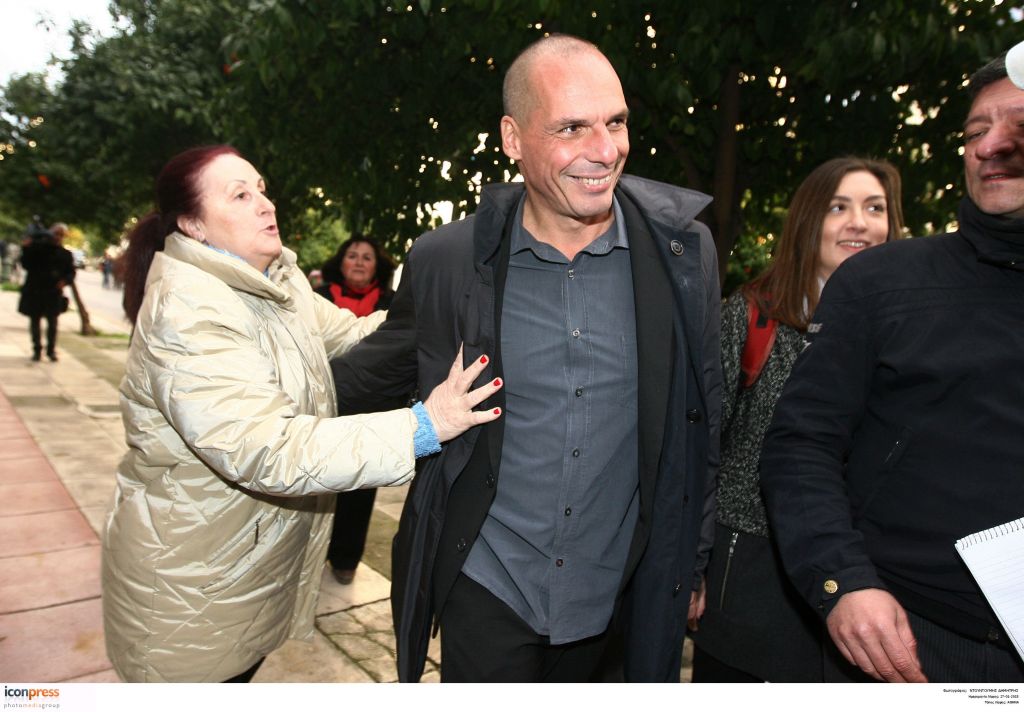 «Sex Symbol» ο Γιάνης Βαρουφάκης για τον γερμανικό Τύπο