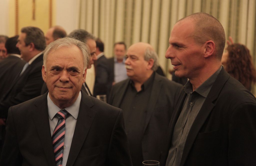 Συνάντηση Δραγασάκη-Βαρουφάκη-Σταθάκη