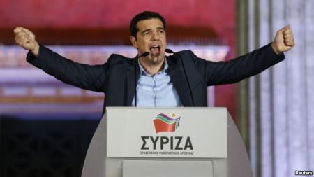 Πάτρικ Κόκμπερν: «Πολύ μεγαλύτεροι κίνδυνοι από τον ΣΥΡΙΖΑ απειλούν την Ευρώπη»