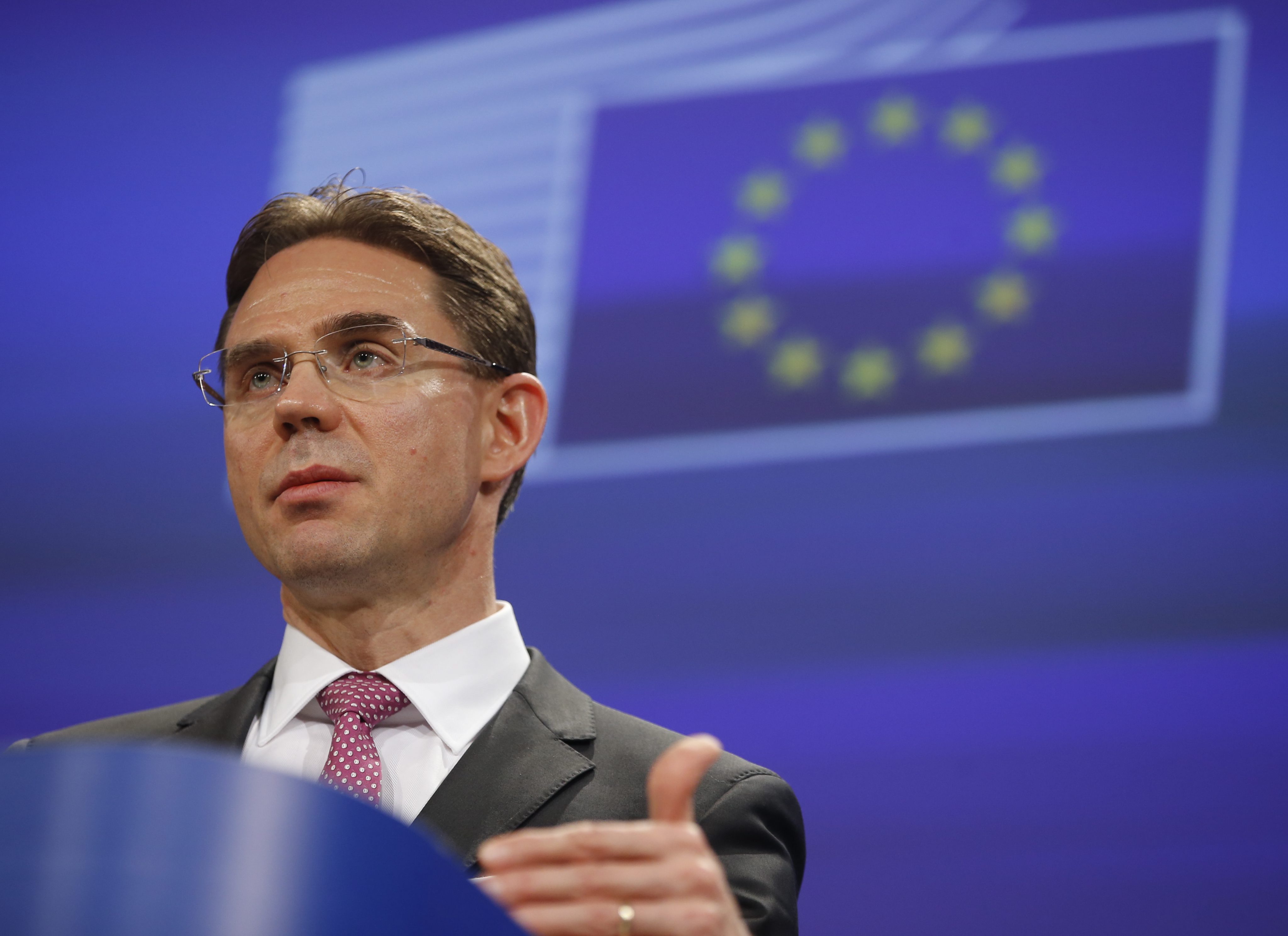 Κατάινεν: «Η Ελλάδα κινείται σε λάθος κατεύθυνση»