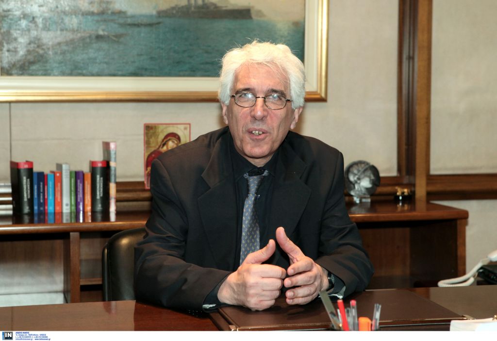 Παρασκευόπουλος: Καθυστερεί η δίκη Χ.Α., αποφυλακίζονται οι βουλευτές της