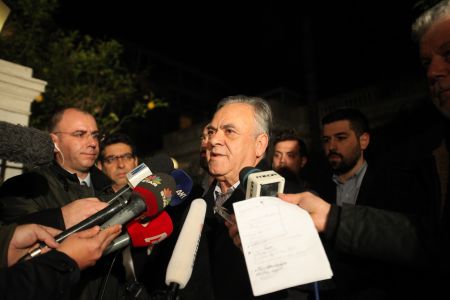 Πυροσβεστική παρέμβαση Δραγασάκη μετά τη θύελλα στις αγορές