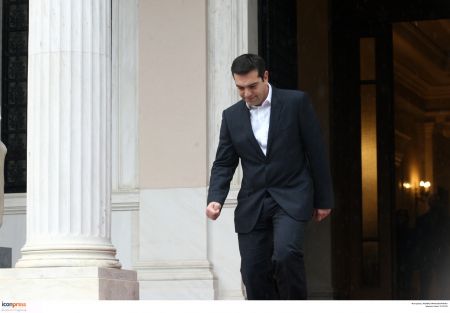 Τσίπρας: «Θα πρωτοτυπήσω και θα μείνω συνεπής στις δεσμεύσεις»
