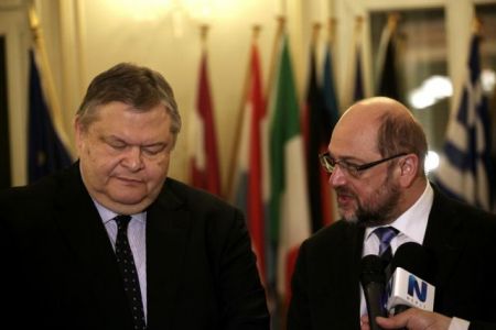 Βενιζέλος σε Σουλτς:Να κάνουμε το βήμα προς την έξοδο από το μνημόνιο