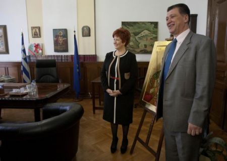 Με αιχμές η παράδοση-παραλαβή του υπουργείου Μακεδονίας-Θράκης