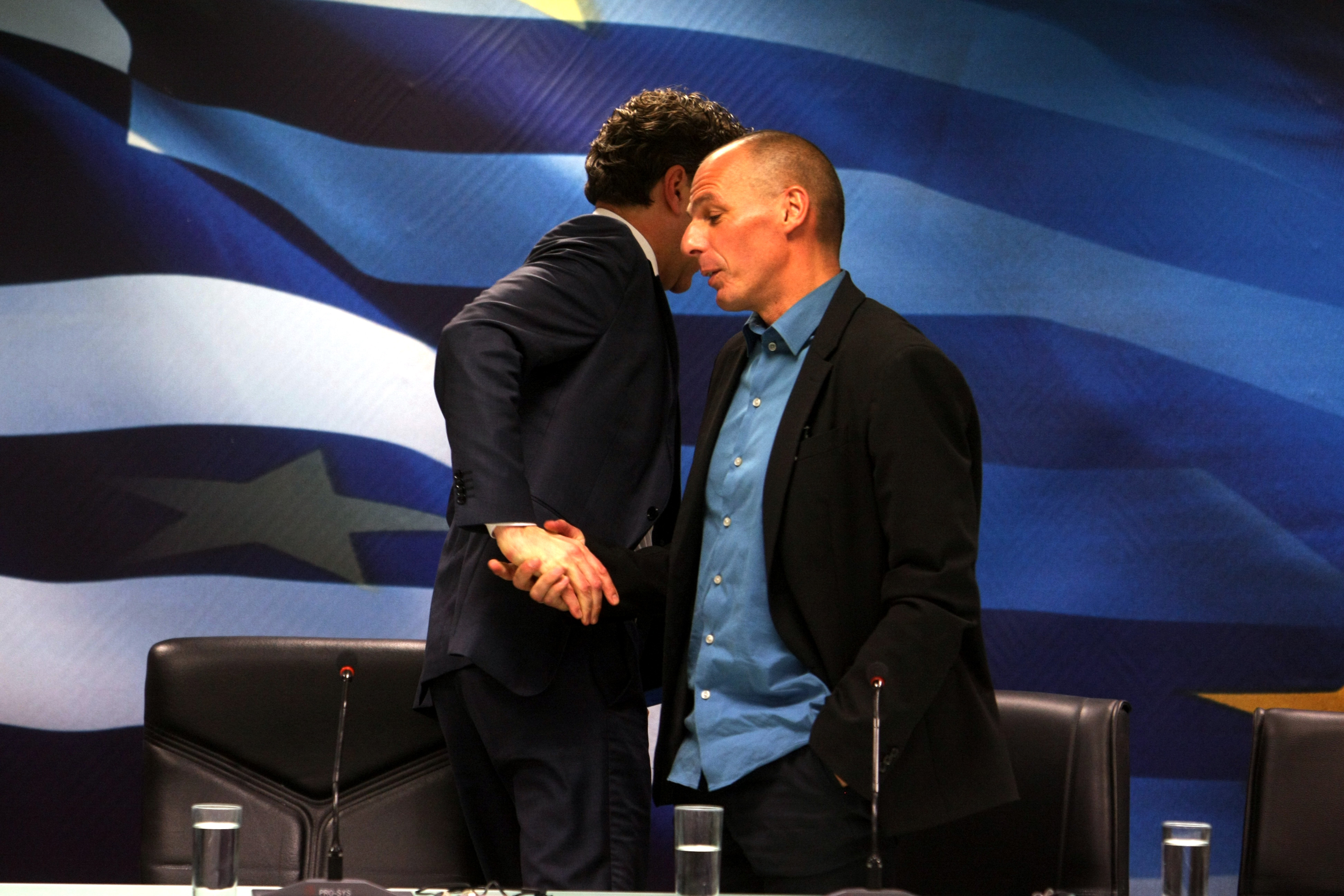 Βαρουφάκης: «Δεν θα συνεργαστούμε με την τρόικα» – «Μεταρρυθμίσεις χωρίς φόβο αλλά με πάθος» υποσχέθηκε η Ελλάδα στην Ευρώπη (video)