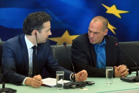 Οι επιχειρηματίες ανησυχούν για τη ρευστότητα και προσδοκούν συμφωνία με τους δανειστές