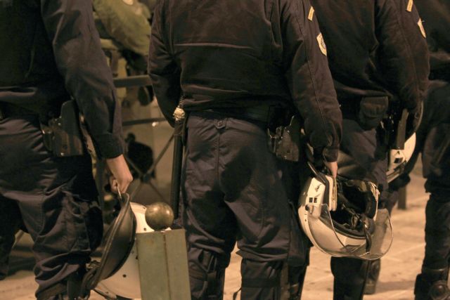 Επίθεση με μολότοφ εναντίον διμοιρίας των ΜΑT στην Αθήνα