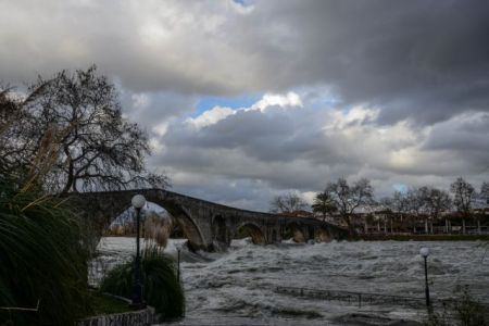Αμεσα οι αποζημιώσεις στους πληγέντες από τις πλημμύρες