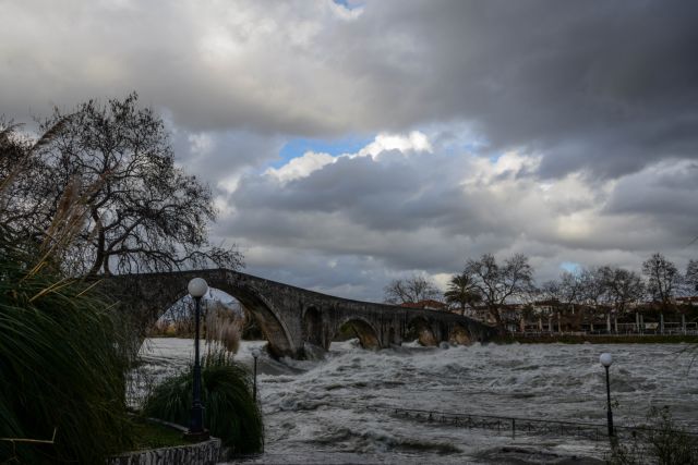 Αμεσα οι αποζημιώσεις στους πληγέντες από τις πλημμύρες