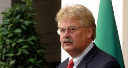 Αξιωματούχος Ευρωβουλής: Aνοιχτοί στον διάλογο με την Αθήνα