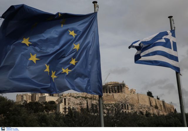 300 academics and intellectuals declare their support to Greece