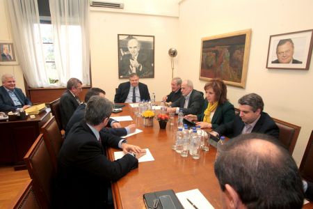 Βενιζέλος: Ούτε καθυστερήσεις ούτε αυτοσχεδιασμοί από την κυβέρνηση