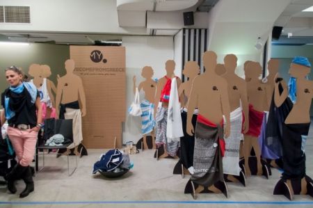 Eλληνικά μαντίλια στη Νέα Υόρκη