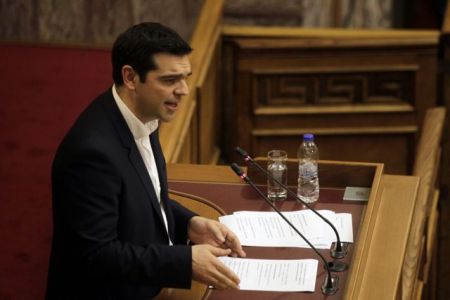 Le Monde: Ο κ. Τσίπρας πρέπει να βιαστεί πολύ
