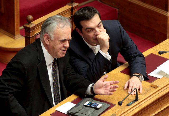 Tsipras and Dragasakis arrange to meet at Maximos Mansion