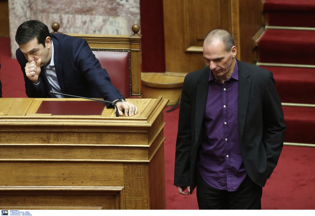 Με τον Τζέιμς Γκάλμπρεθ προσήλθε ο Γ. Βαρουφάκης στη Βουλή