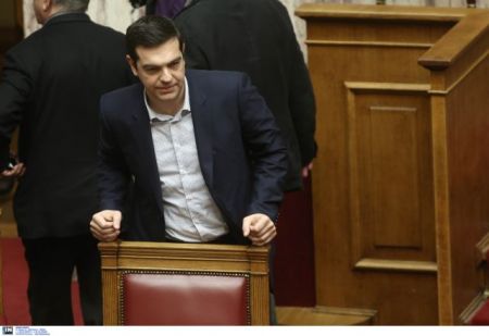 Σήμα Τσίπρα για σύγκρουση ή συμβιβασμό