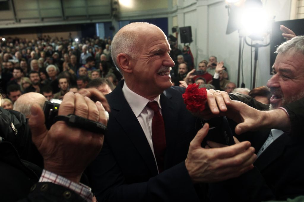 Γ. Παπανδρέου: Στηρίζει μεν ζητά δημοψήφισμα για την συμφωνία