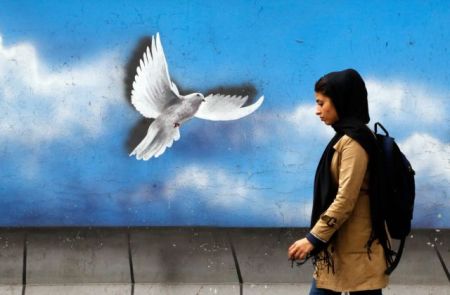 Το Ιράν, οι ΗΠΑ και οι Κασσάνδρες