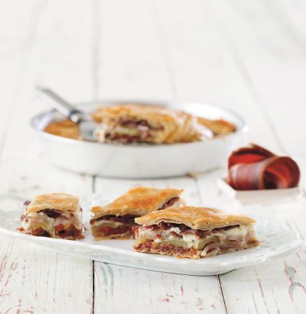 Παστουρμαδόπιτα με κασέρι Ξάνθης