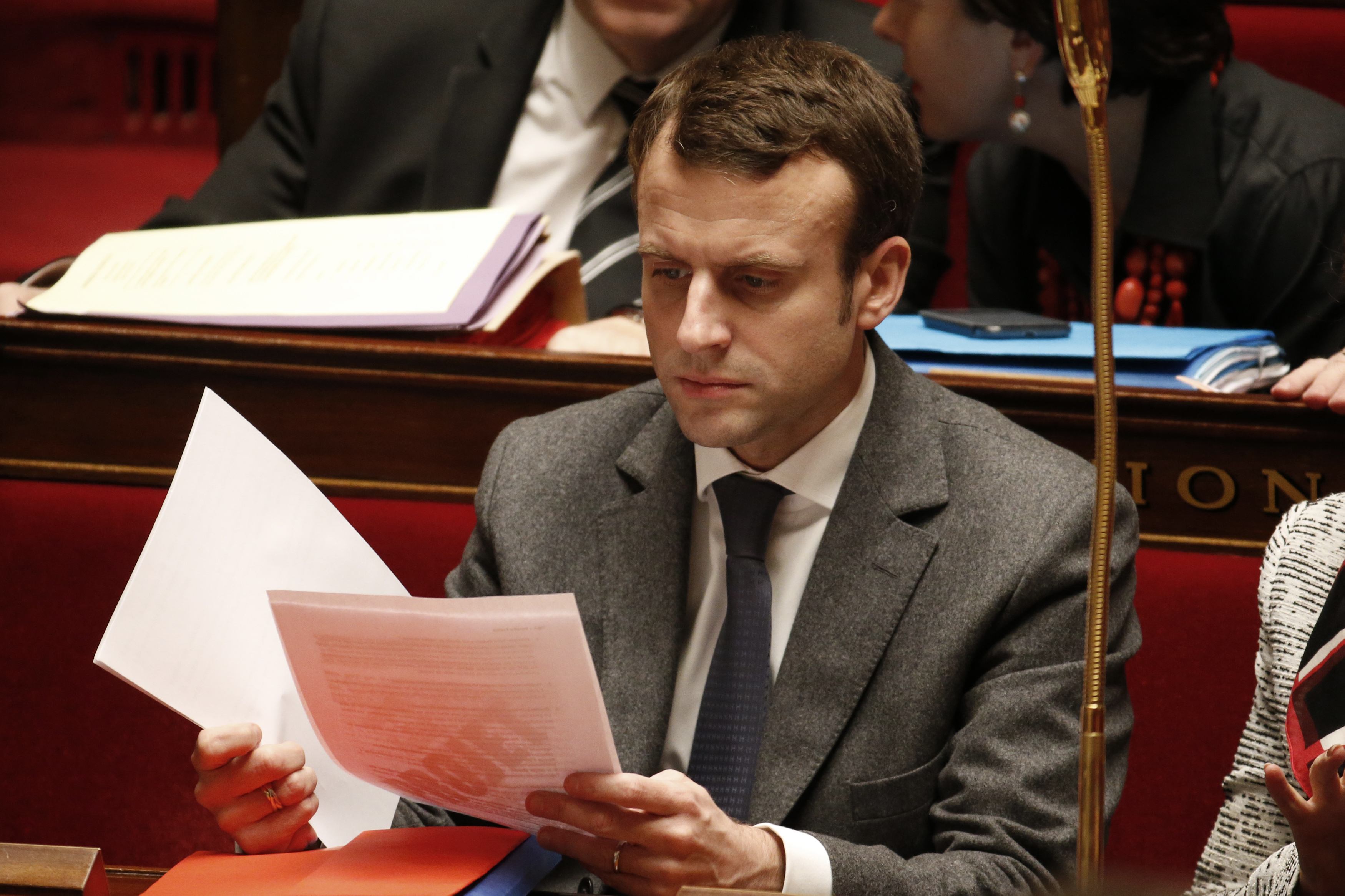 Γαλλία: Στη Βουλή ο «νόμος Μακρόν» για την κυριακάτικη απασχόληση