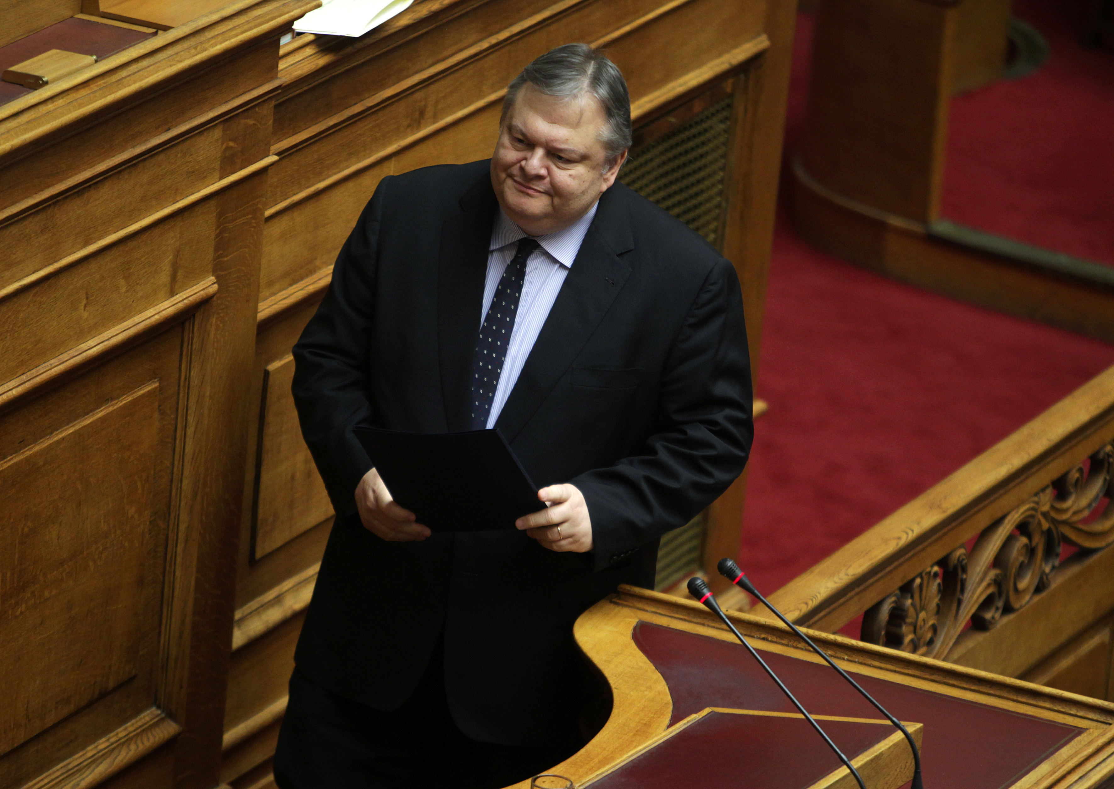 ΠαΣοΚ: Να μην μετατρέψει η κυβέρνηση την διαπραγμάτευση σε εσωτερικό εκβιασμό