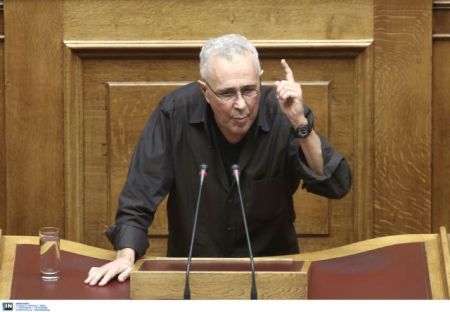 Ζουράρις: Ας μου κάνουν πρόταση μομφής