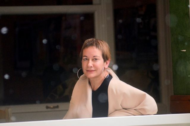 Λένα Διβάνη: Δεν εκπαιδευθήκαμε ποτέ στον ρεαλισμό