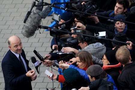 Μοσκοβισί: Δεν παίζουμε τον καλό και τον κακό αστυνομικό με την Ελλάδα