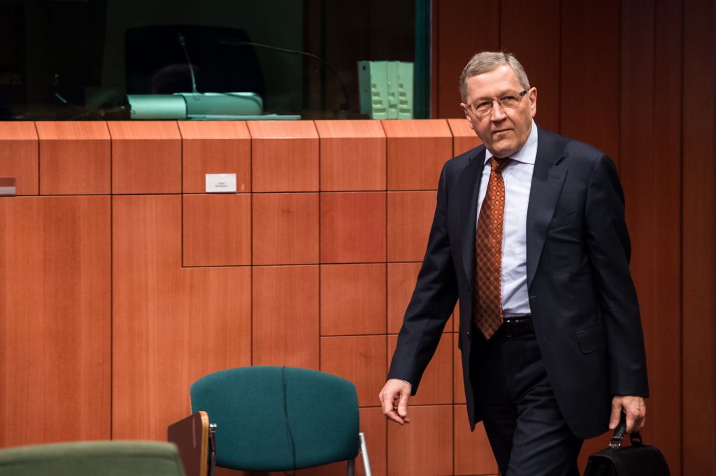 Δεν τραβά την πρίζα ο EFSF, επιφυλάσσεται για αργότερα