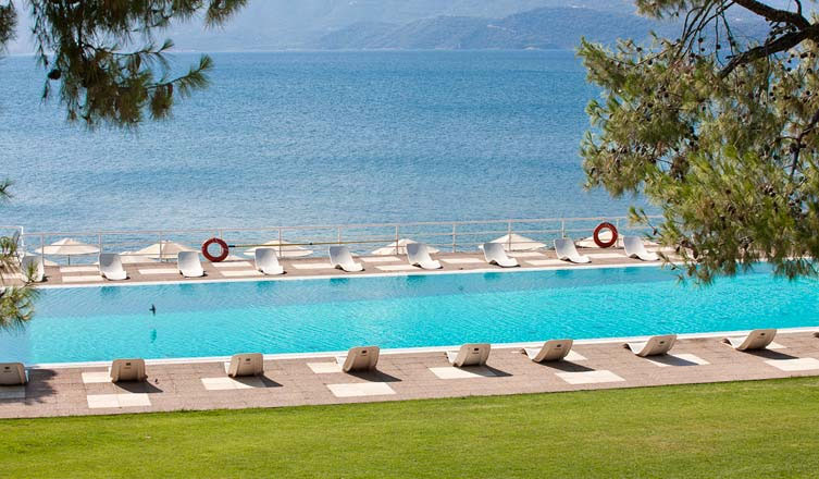 Κερδίστε 2 διανυκτερεύσεις στο Kalamaki Beach Hotel στην Κόρινθο