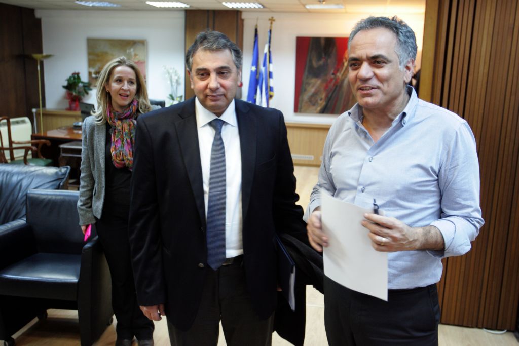 Συμφωνία υπουργείου Εργασίας-ΕΣΕΕ για τη προσαρμογή κατώτατου μισθού