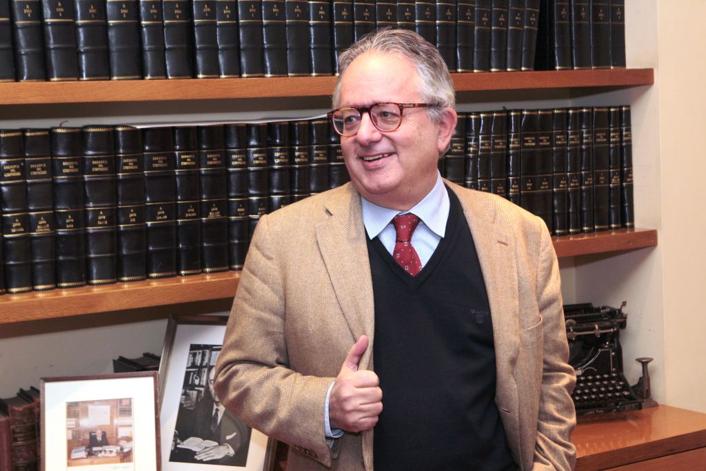 Αλιβιζάτος: Κεκαλυμμένο το ερώτημα του δημοψηφίσματος