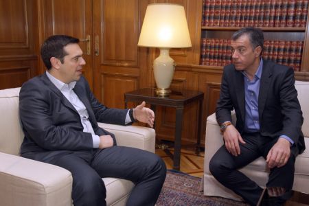 Στ. Θεοδωράκης: Ζητά συνάντηση με τον Αλ. Τσίπρα