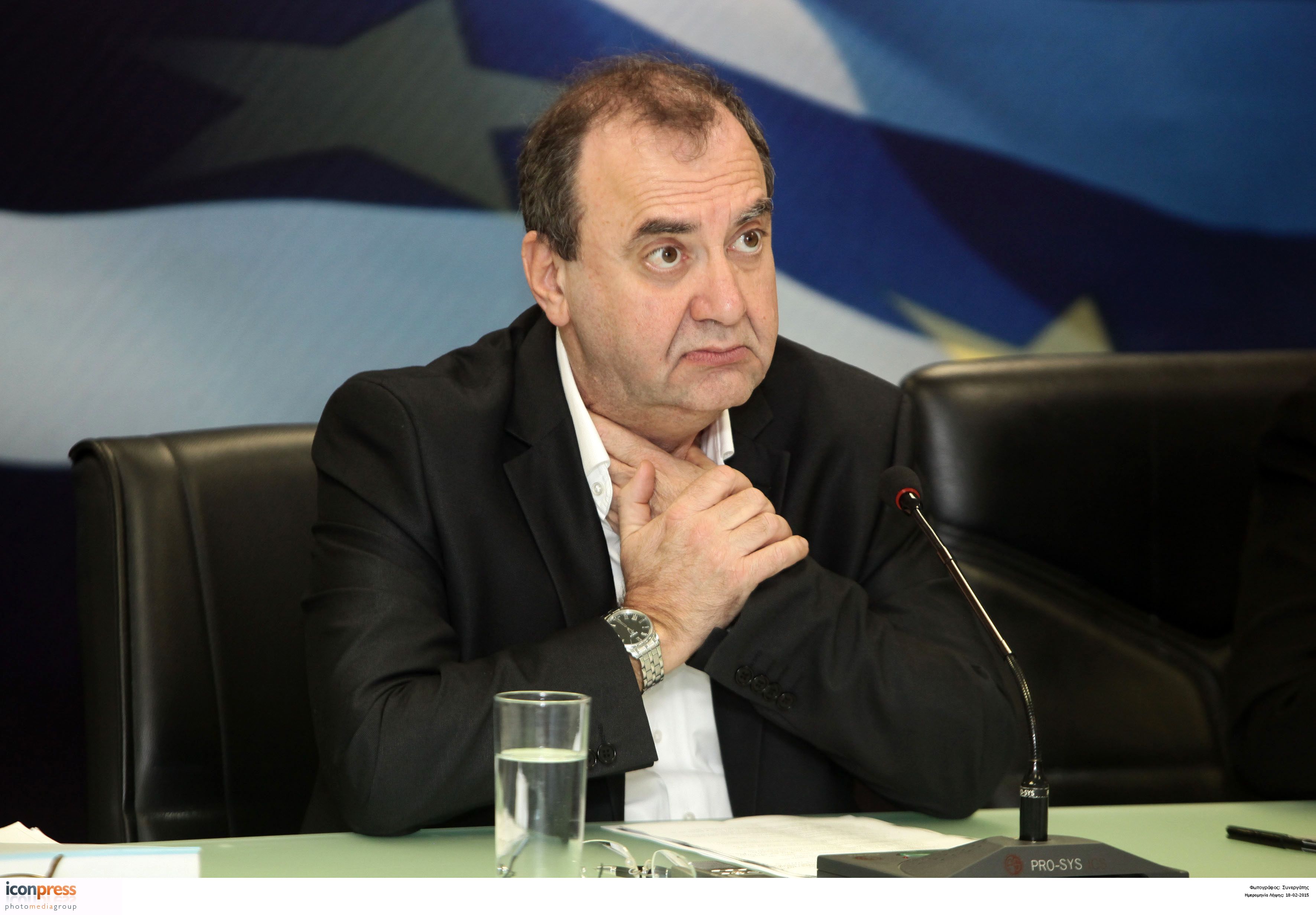 Στρατούλης: Δεν αγγίζουμε τα ήδη λεηλατημένα αποθεματικά των Ταμείων