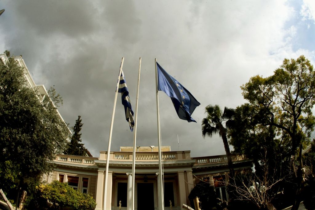 Ανοιχτό μέτωπο με τη Δικαιοσύνη συντηρεί η κυβέρνηση