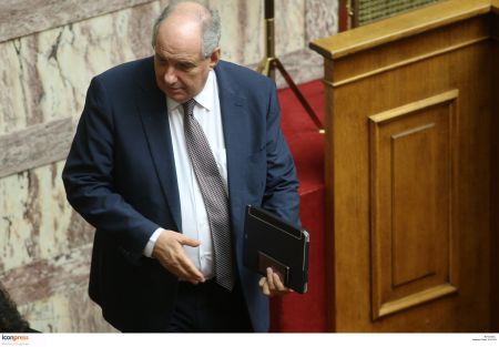 Κουίκ: Θα διεκδικήσουμε δισ. από γερμανικές εταιρίες για σκάνδαλα