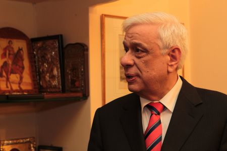 Συγχαρητήριο μήνυμα από τον Φρ. Ολάντ στον Πρ. Παυλόπουλο