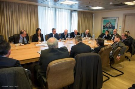 Συνάντηση Κουντουρά – ΣΕΤΕ για τον τουρισμό