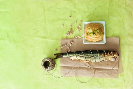 Σκορδαλιά από ρεβίθια με καπνιστή ρέγκα