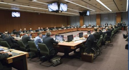Θετικό το Eurogroup εκτιμάει η ελληνική κυβέρνηση-Τελειώνετε, πρέπει να υπάρξει πρόοδος το μήνυμα από τις Βρυξέλλες
