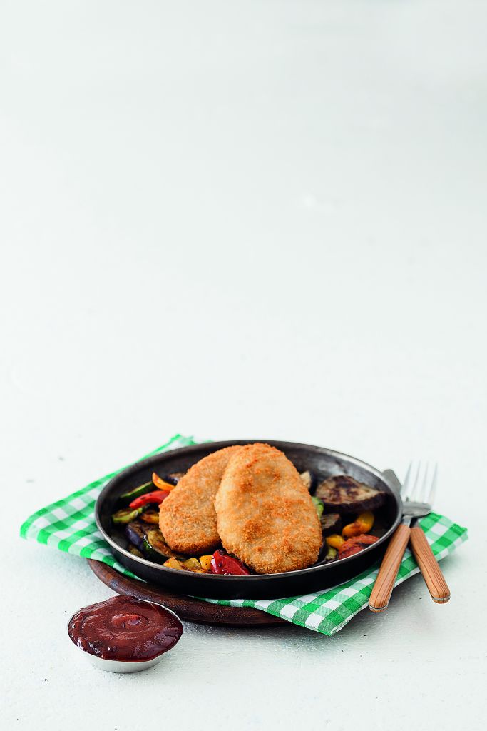 Σνίτσελ με ανάμεικτα ψητά λαχανικά