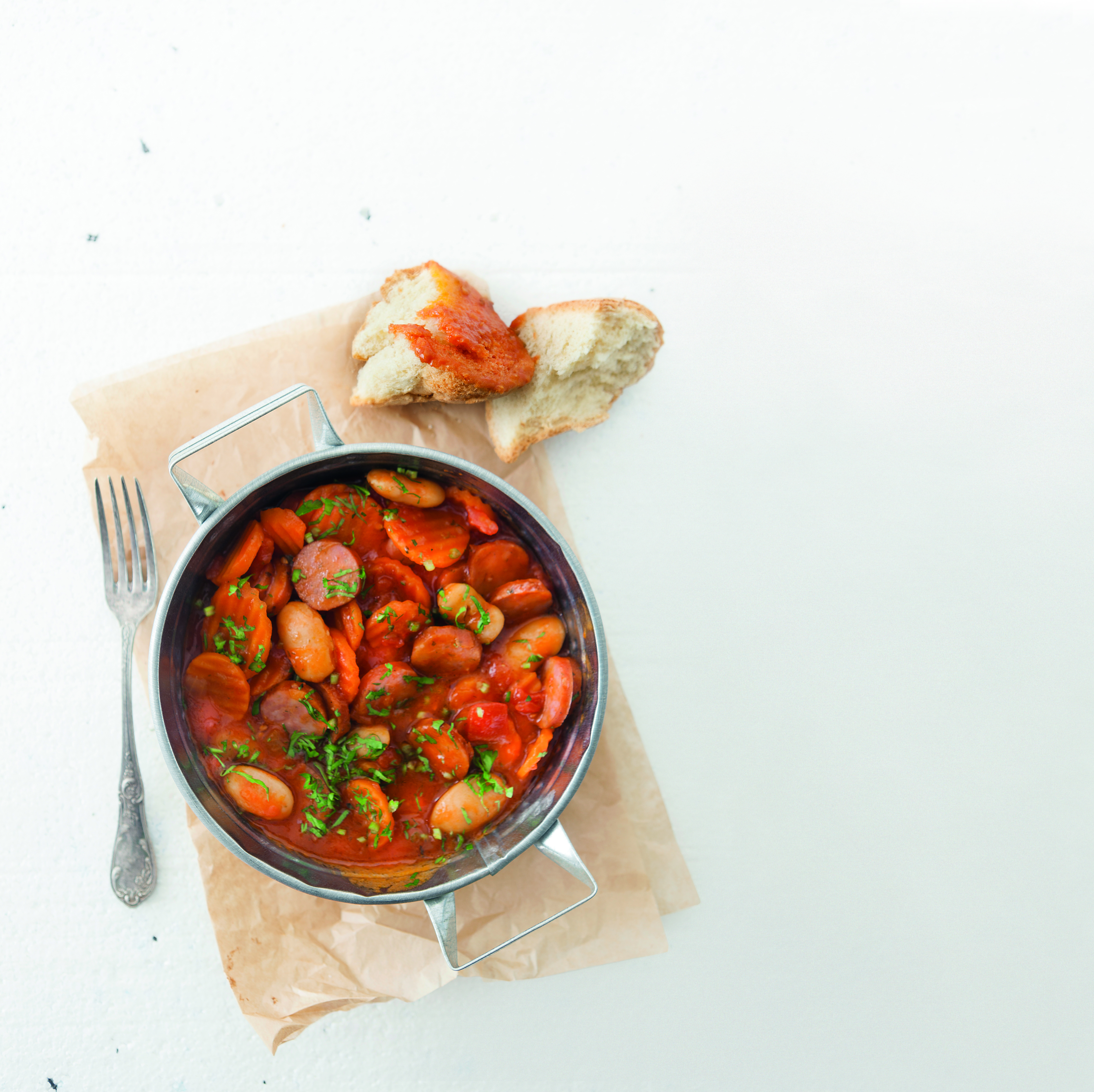 Γίγαντες κονσέρβας με λουκάνικο