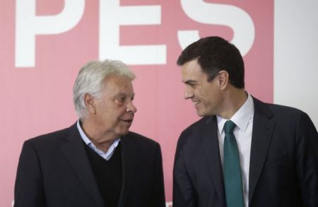 Ο Φελίπε Γκονθάλεθ καταγγέλλει τον Ραχόι για αδιαλλαξία