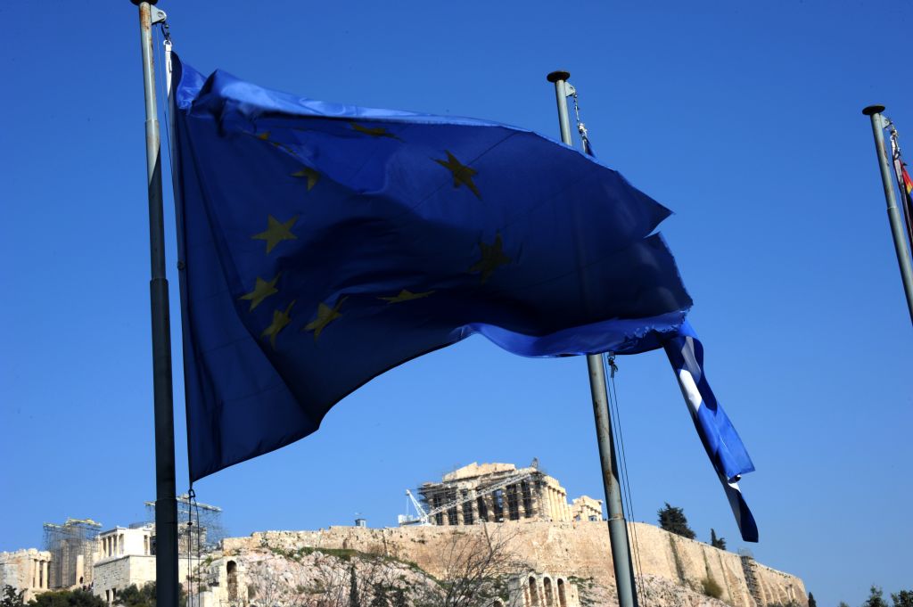 WSJ: «Ο Τσίπρας οδηγεί την Ελλάδα στην καταστροφή»